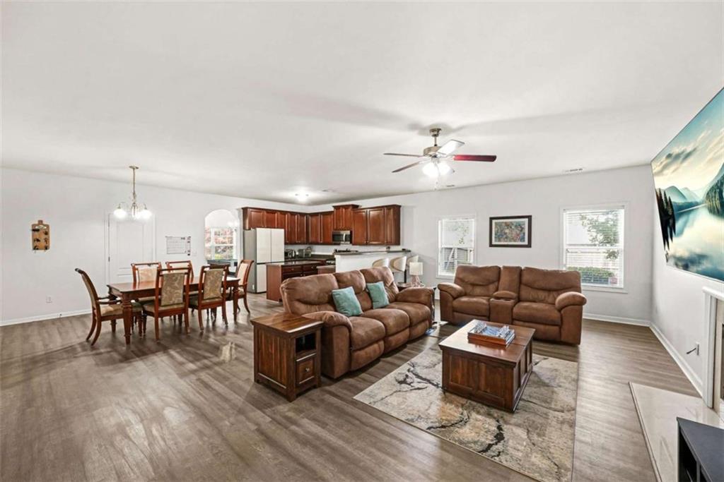 19 Laurelcrest Ln