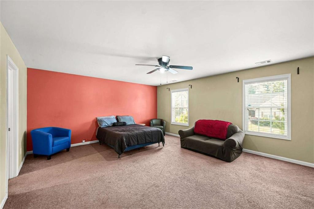 19 Laurelcrest Ln