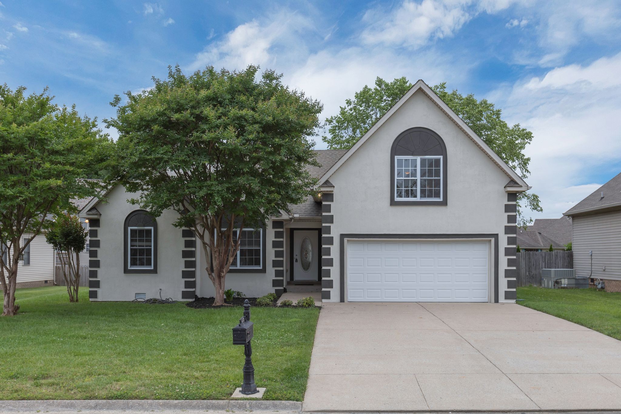 129 Fieldstone Ln