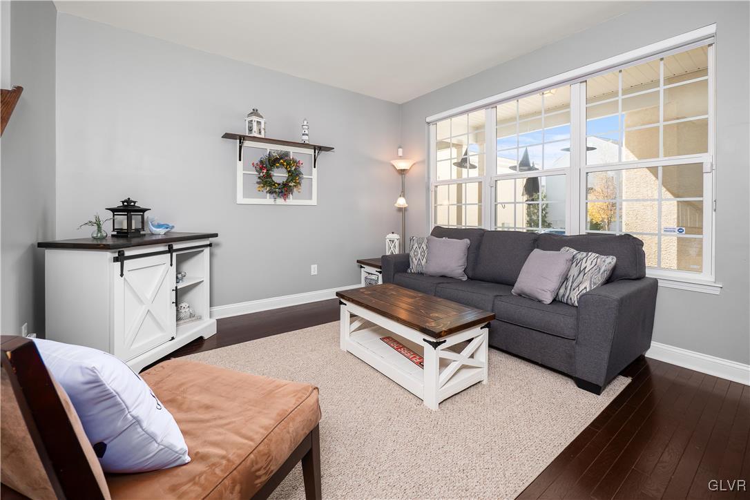 6125 Delaware Crossing