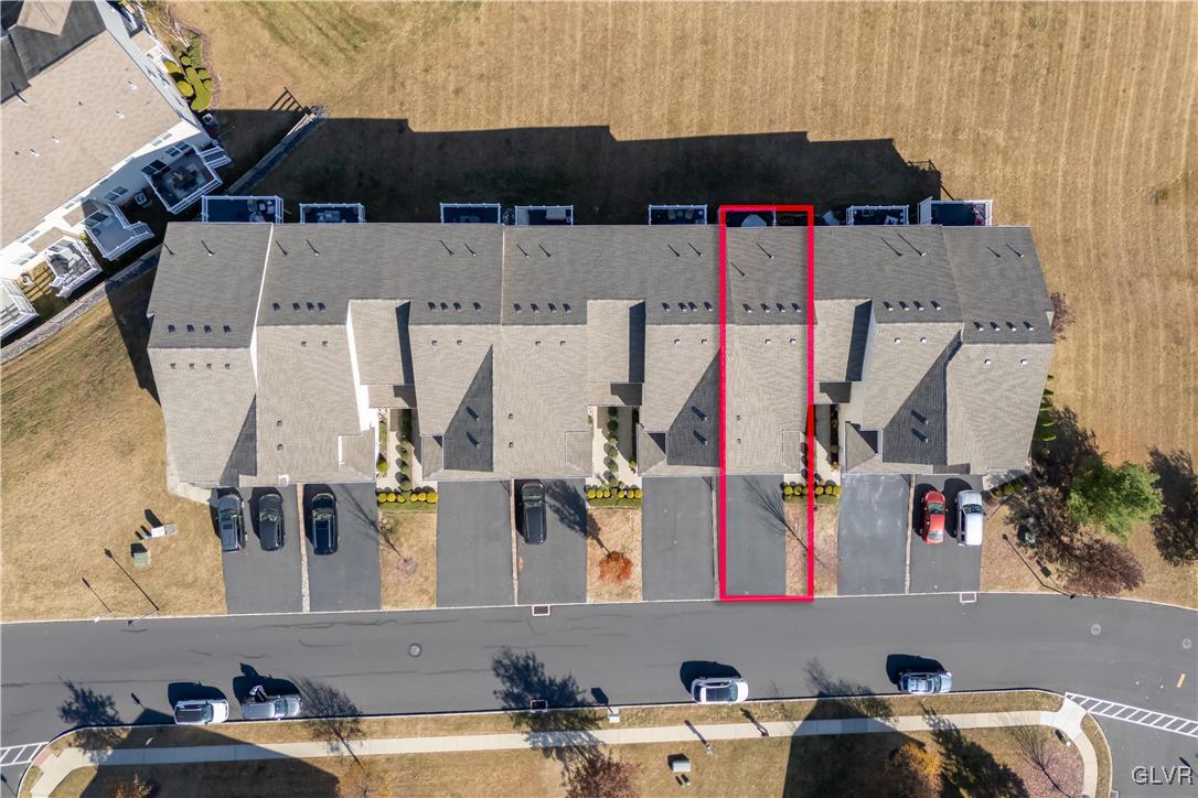 6125 Delaware Crossing