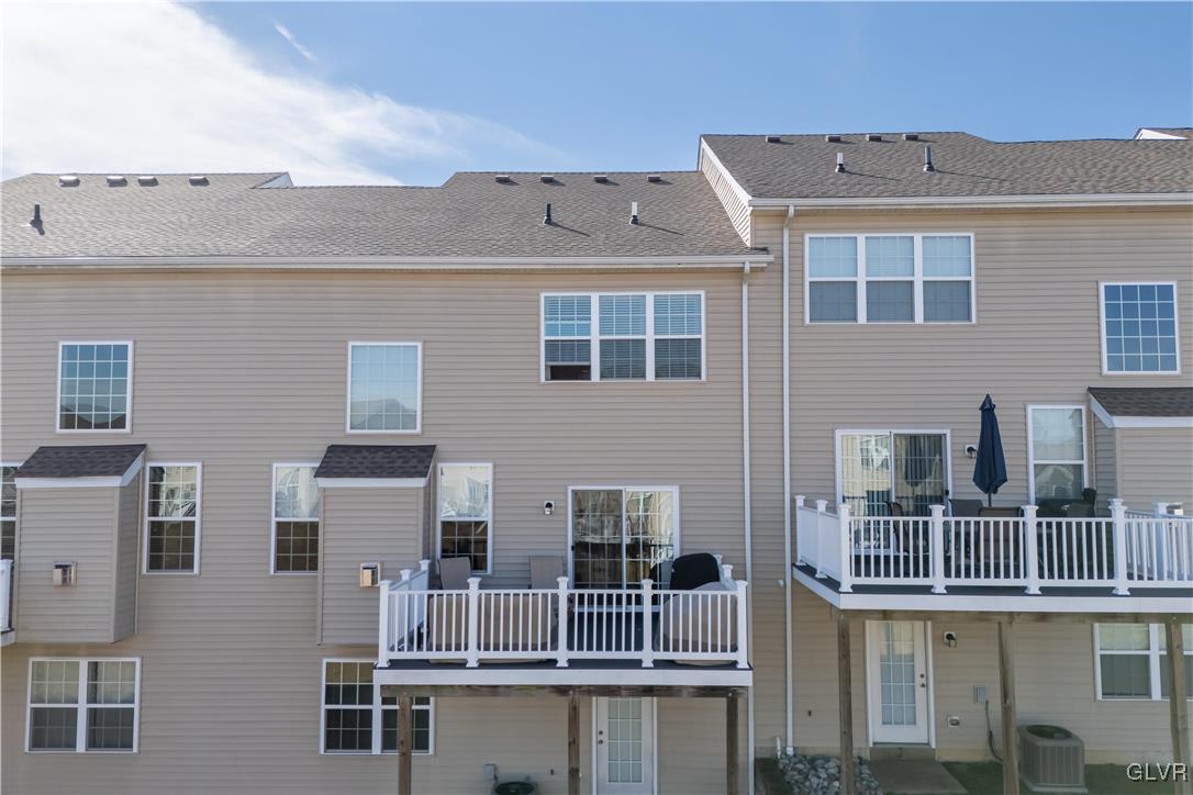 6125 Delaware Crossing