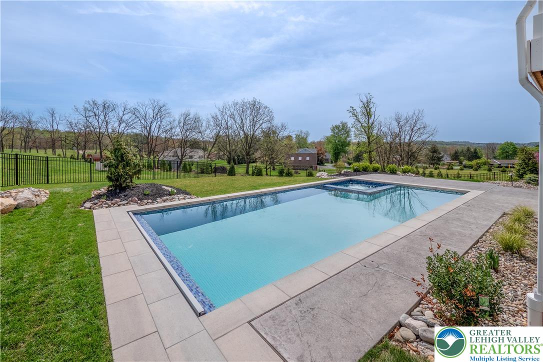 3120 Hawk Valley Court