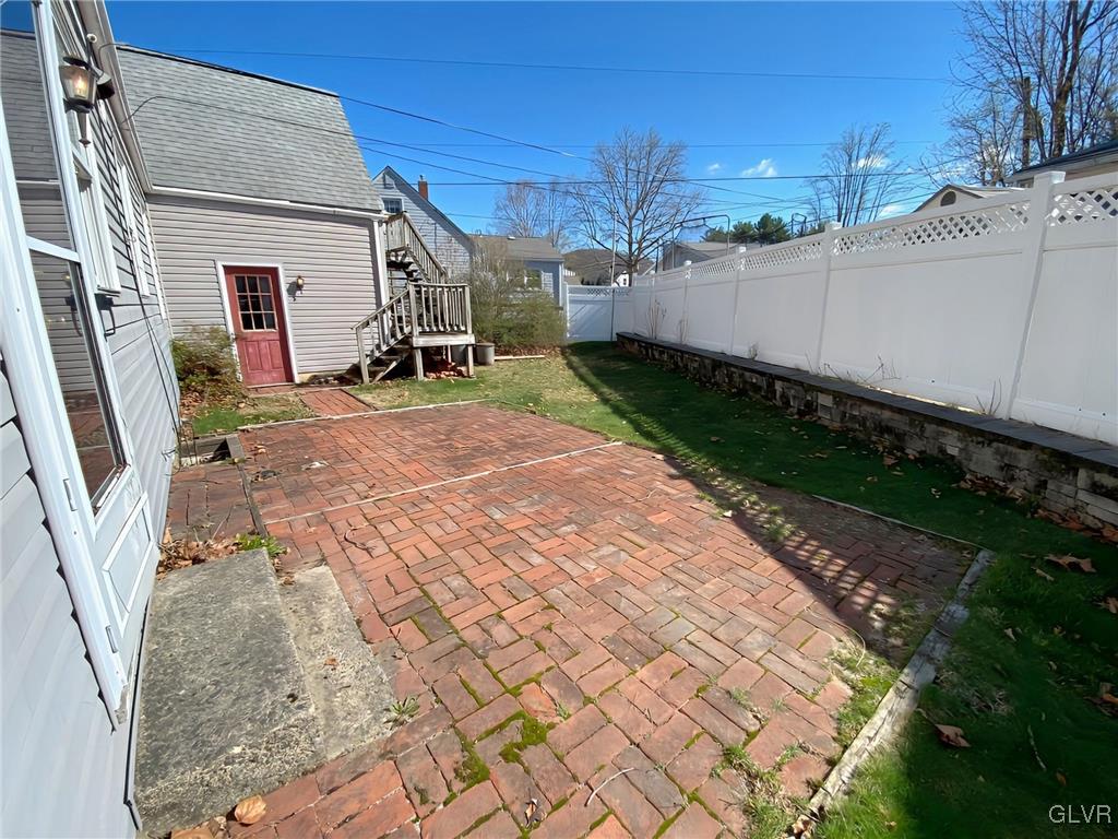 903 Magnolia Road