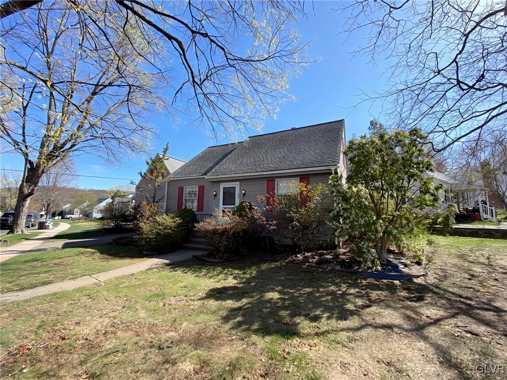 903 Magnolia Road