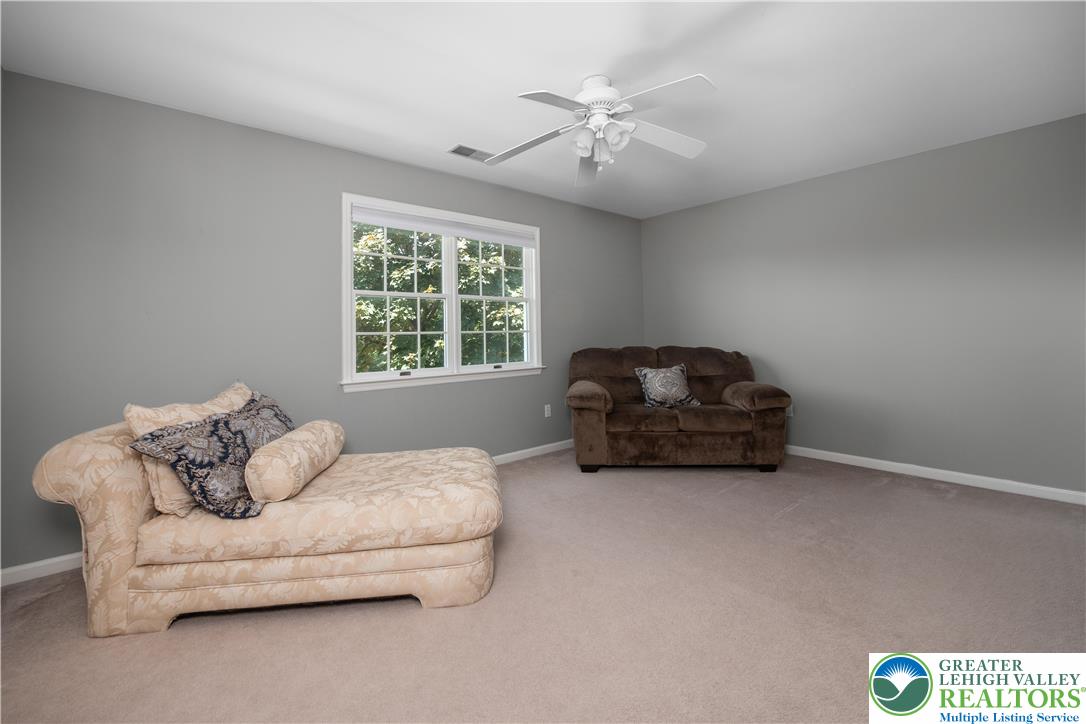 1224 Highland Drive