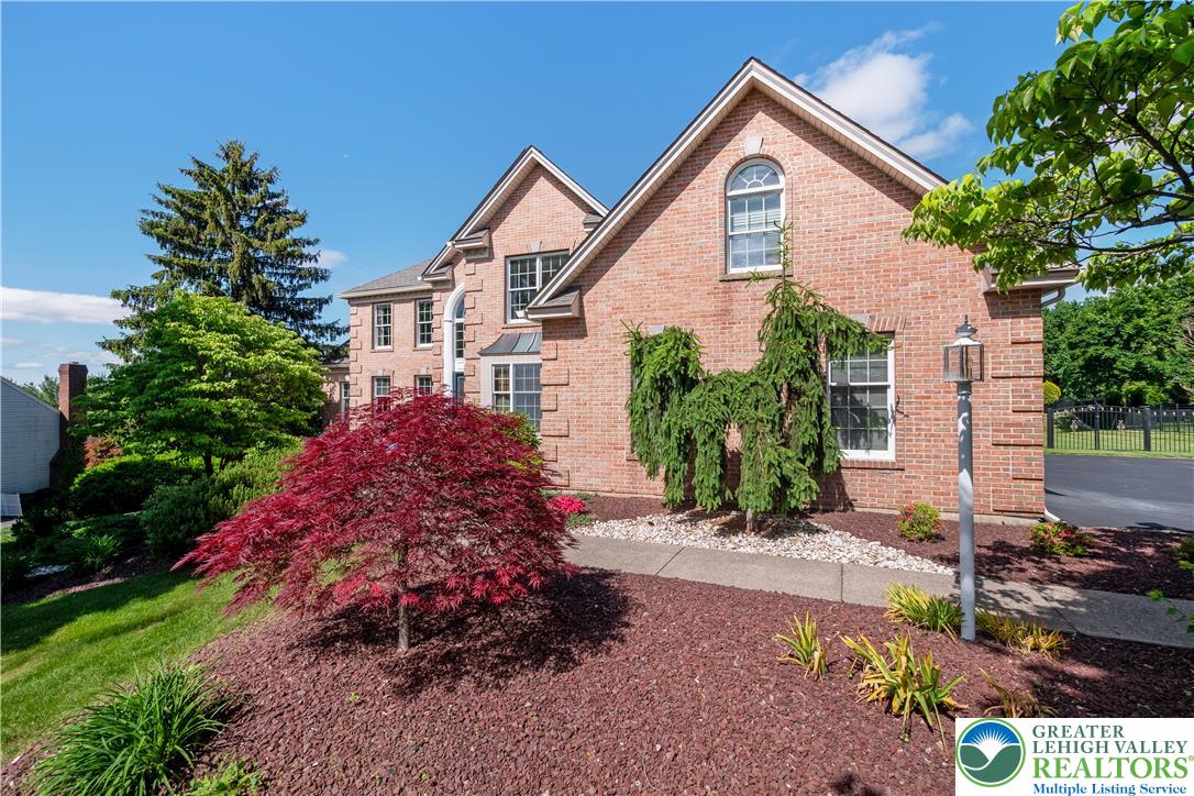 1224 Highland Drive