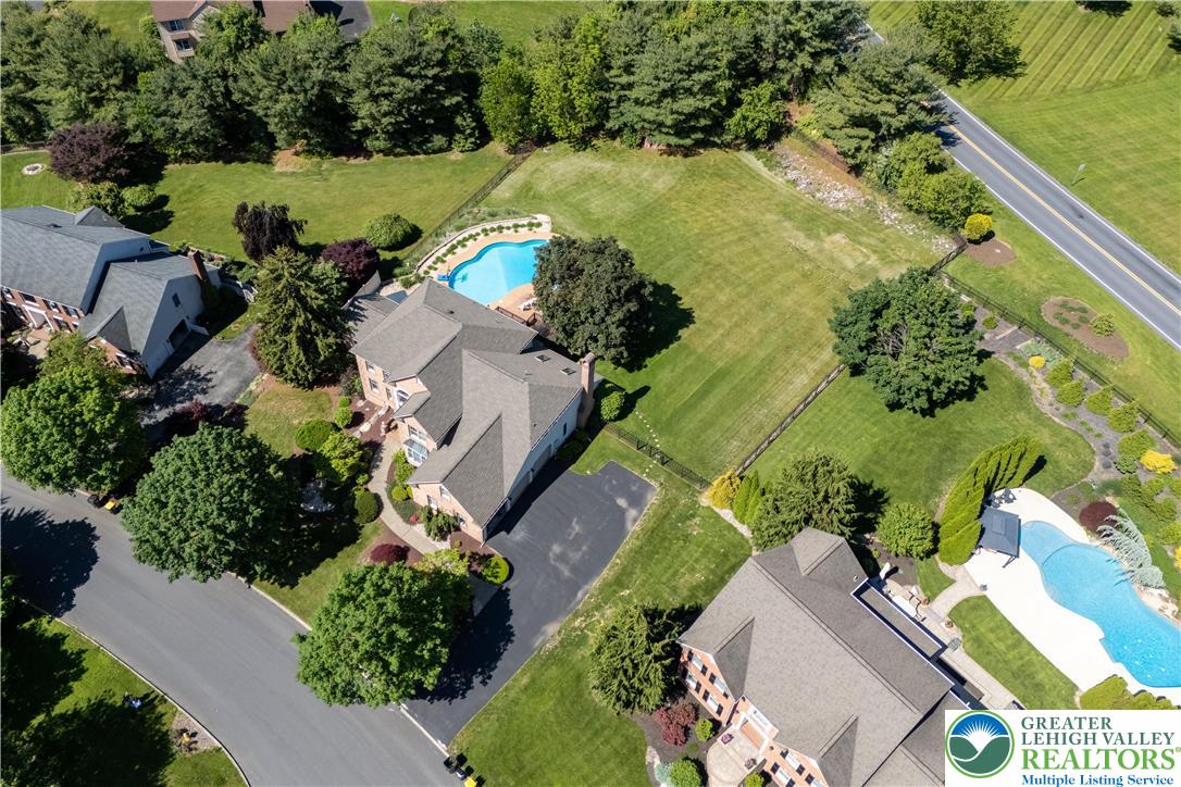 1224 Highland Drive