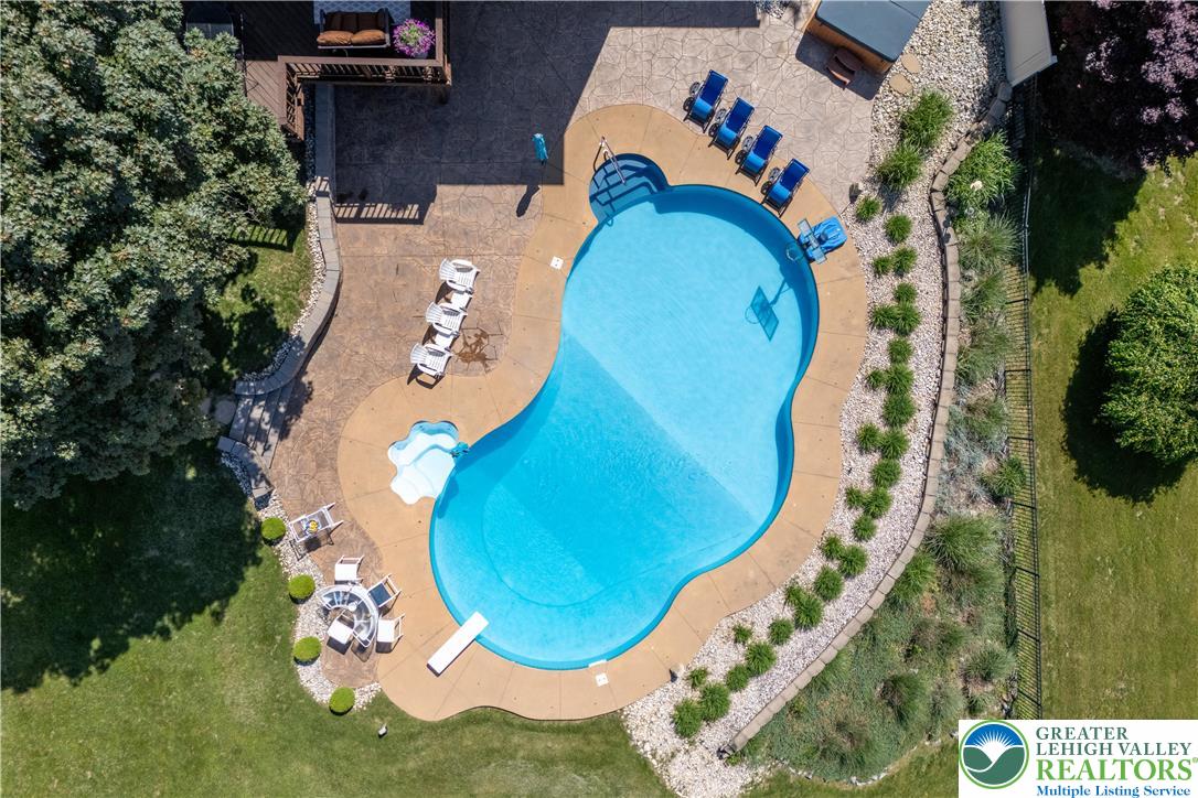 1224 Highland Drive
