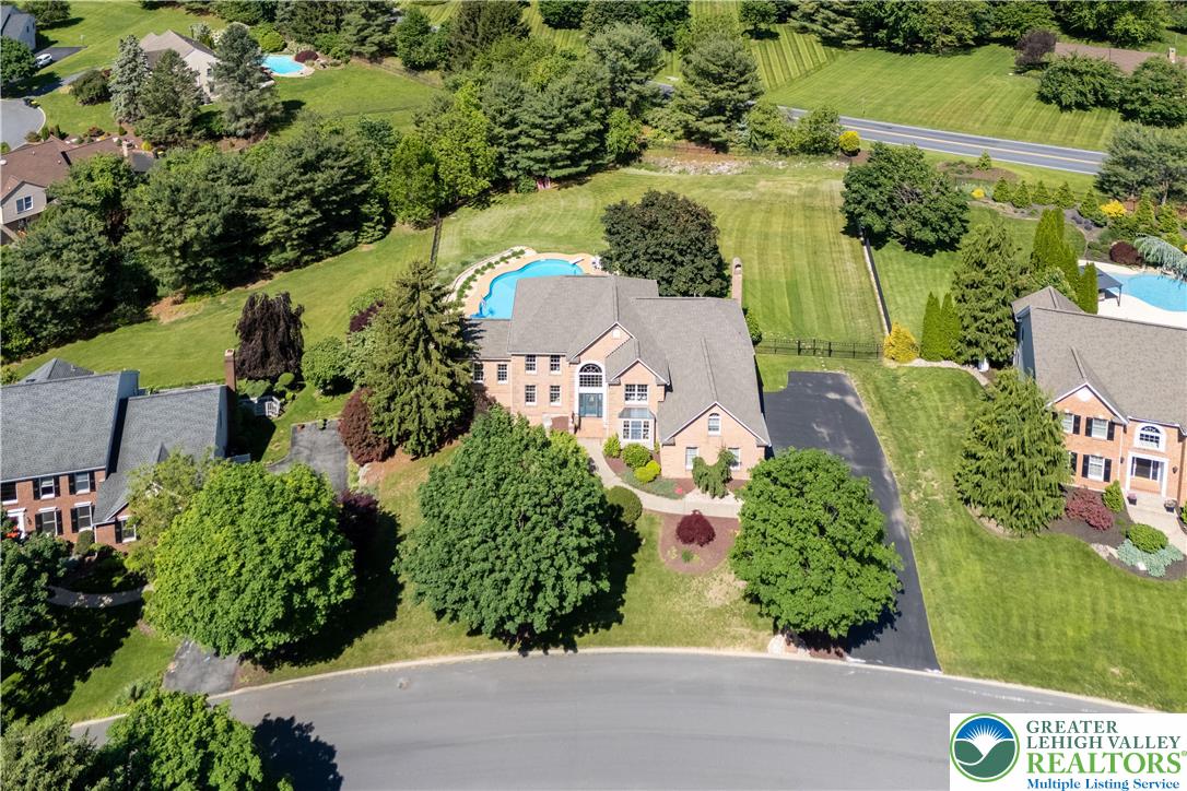 1224 Highland Drive