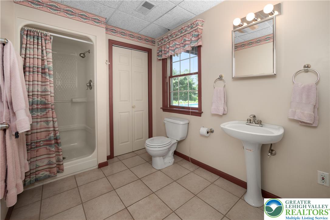 1224 Highland Drive