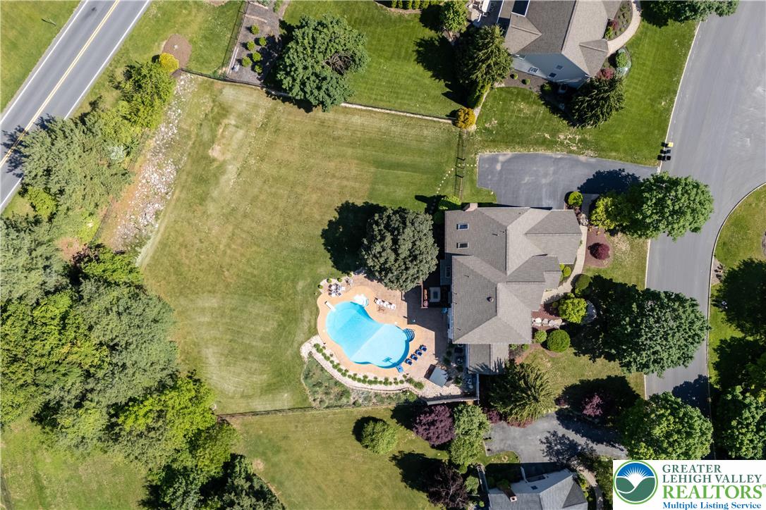1224 Highland Drive