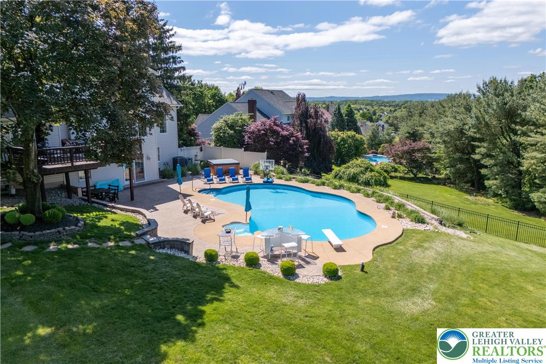1224 Highland Drive
