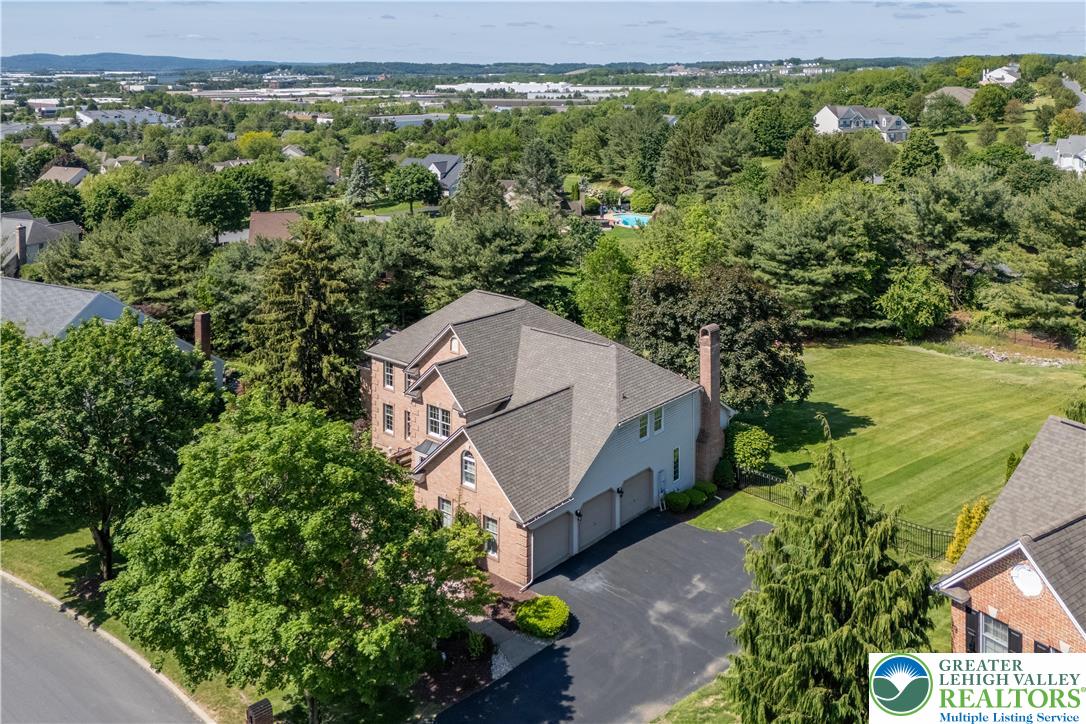 1224 Highland Drive