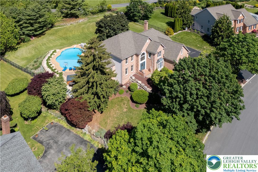 1224 Highland Drive