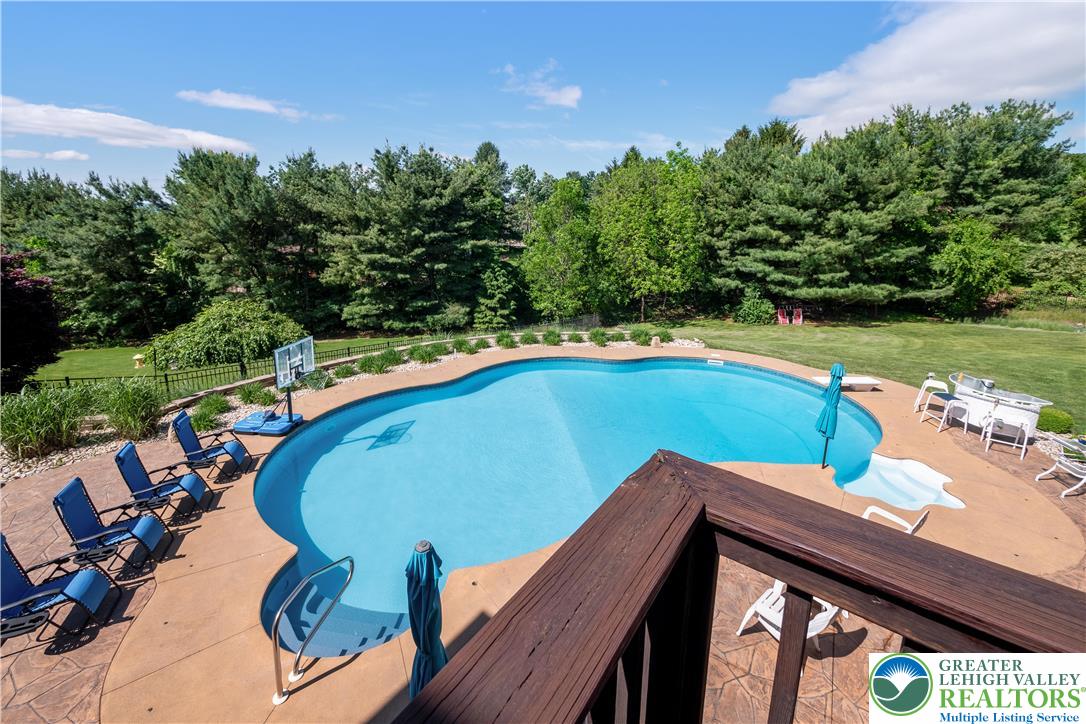 1224 Highland Drive