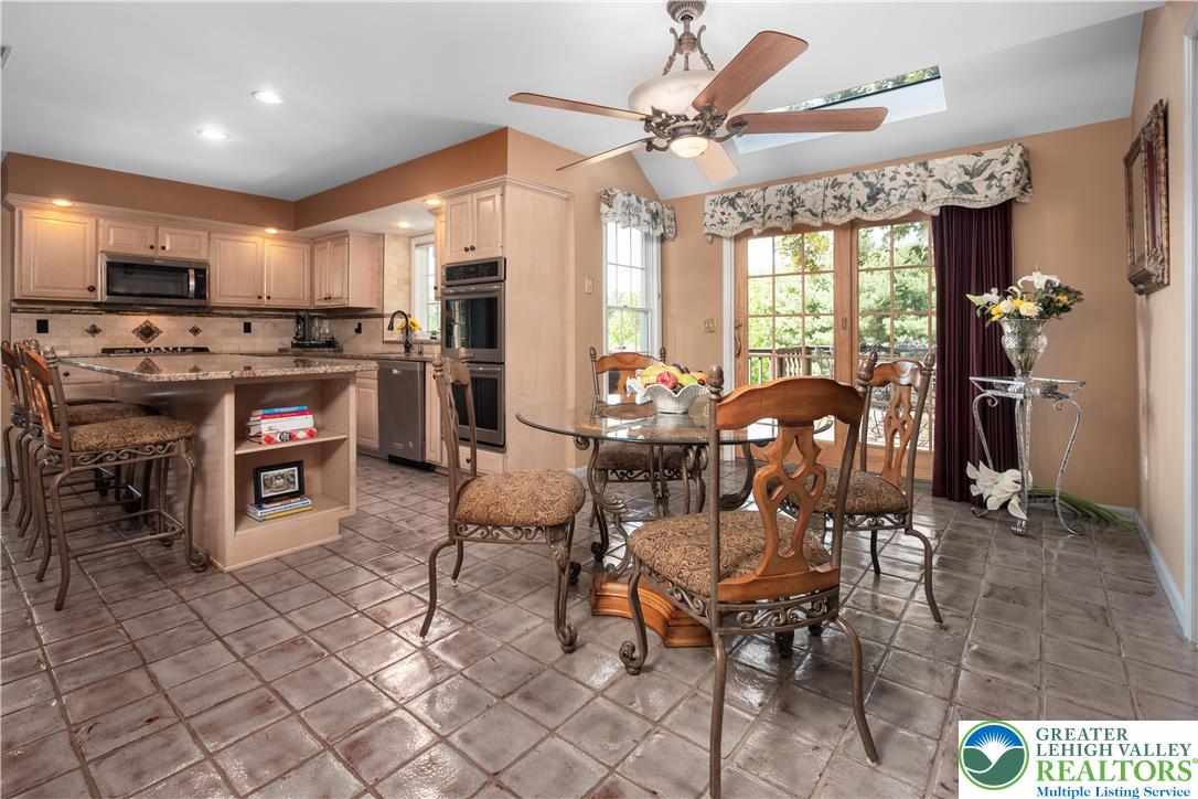 1224 Highland Drive