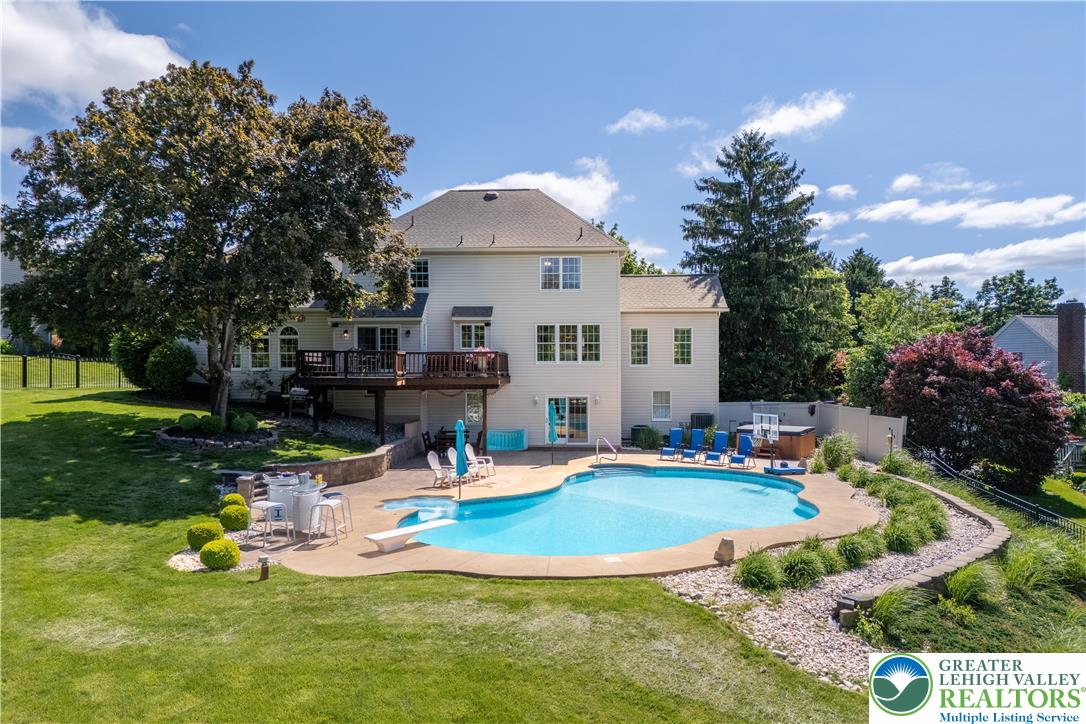 1224 Highland Drive