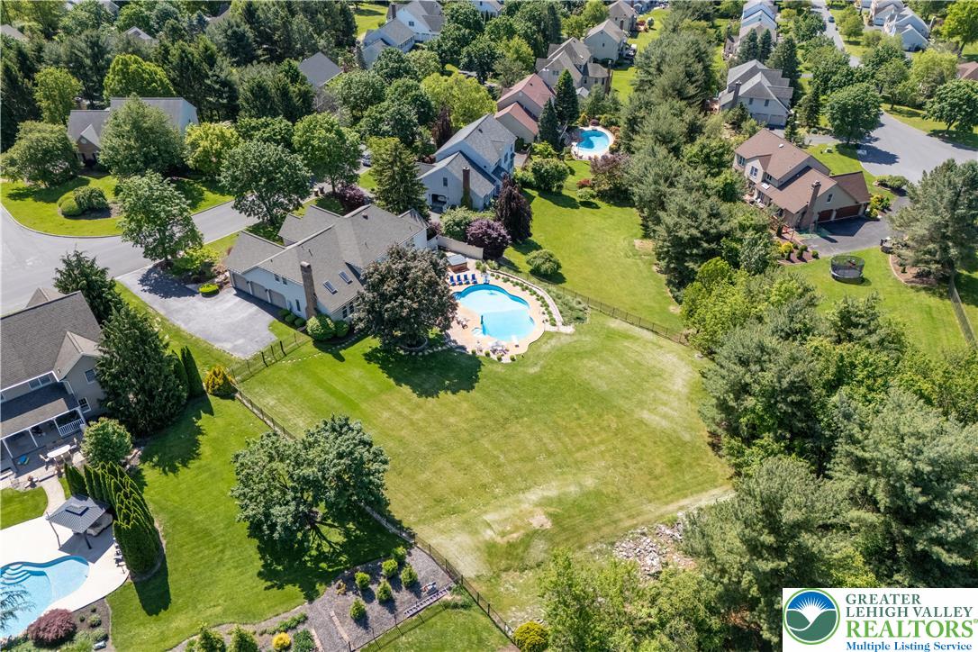 1224 Highland Drive