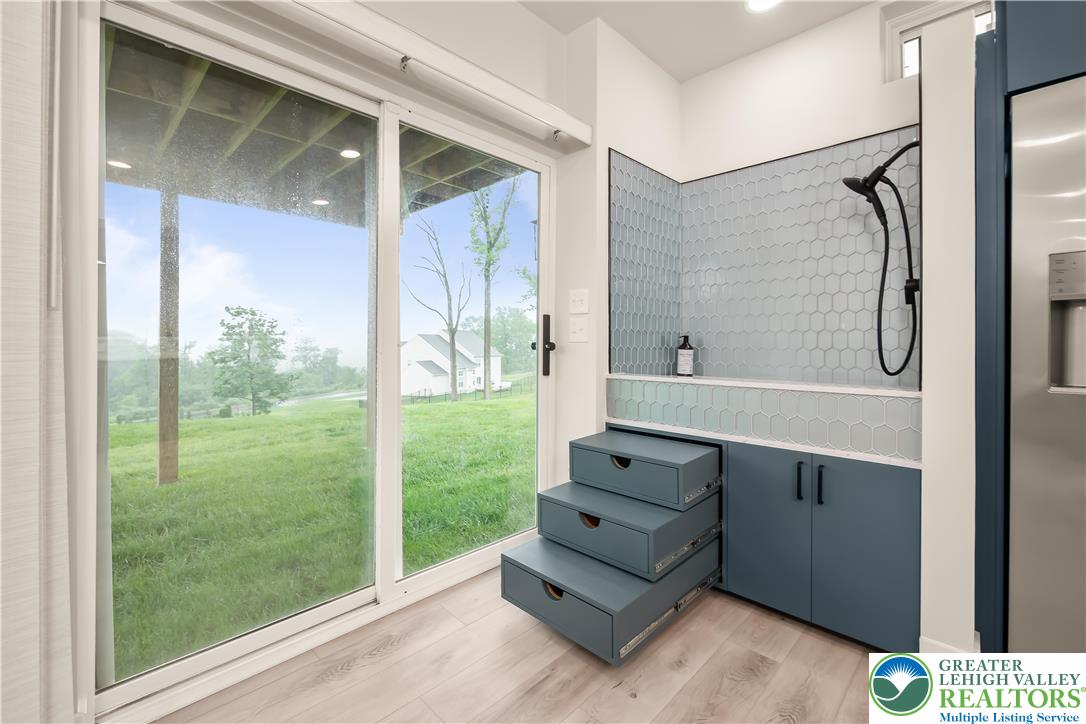 5635 Saucon Ridge Road