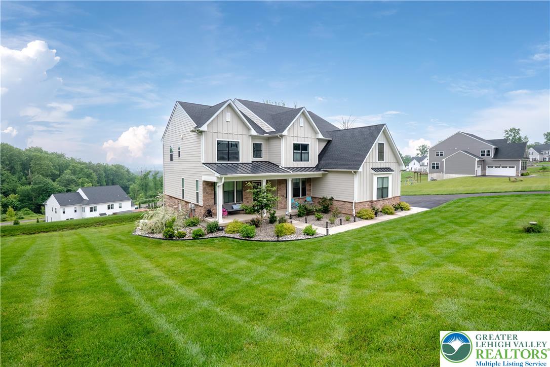 5635 Saucon Ridge Road