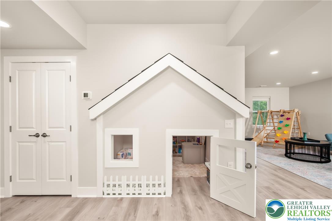 5635 Saucon Ridge Road