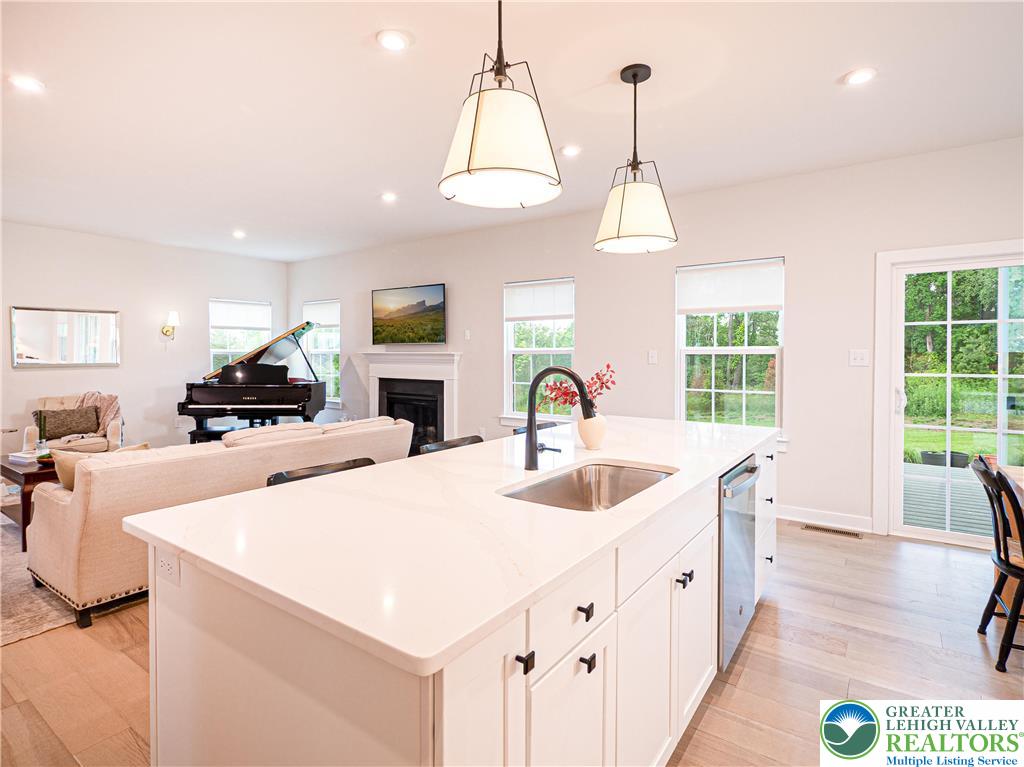 3055 Hawk Valley Court