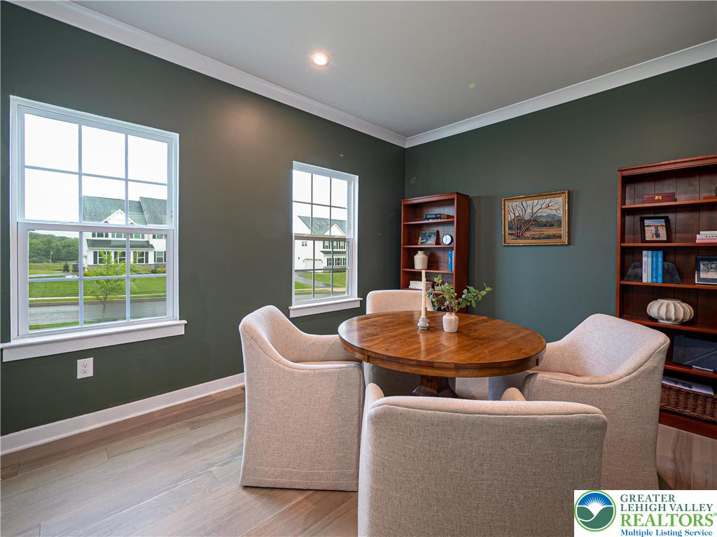 3055 Hawk Valley Court