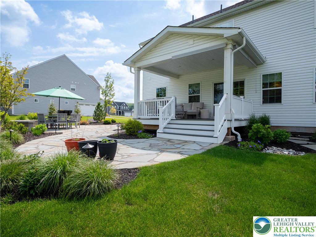 3055 Hawk Valley Court