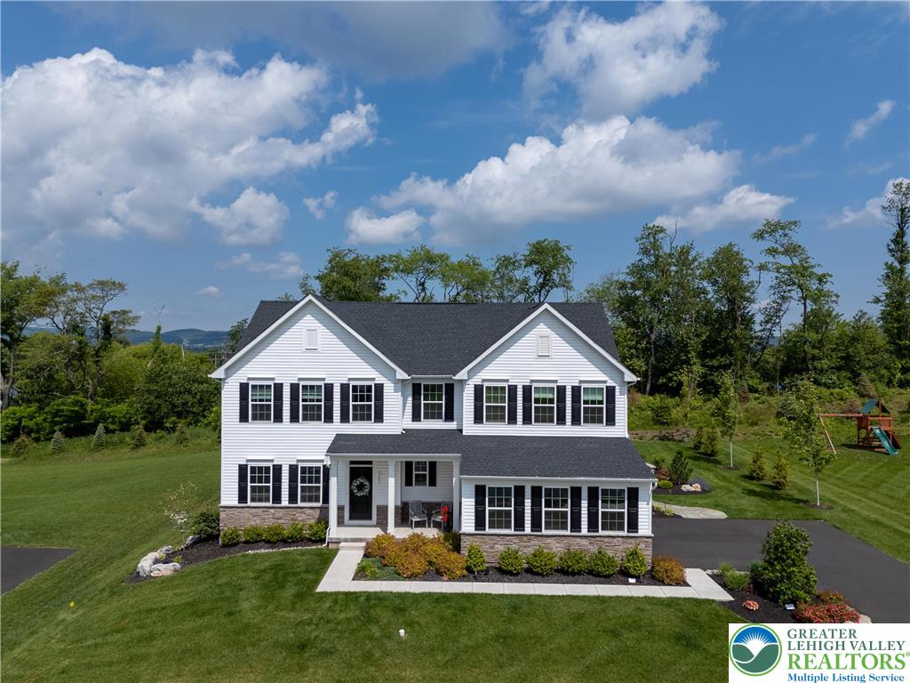3055 Hawk Valley Court