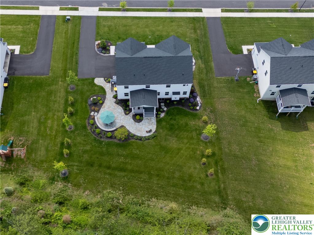 3055 Hawk Valley Court