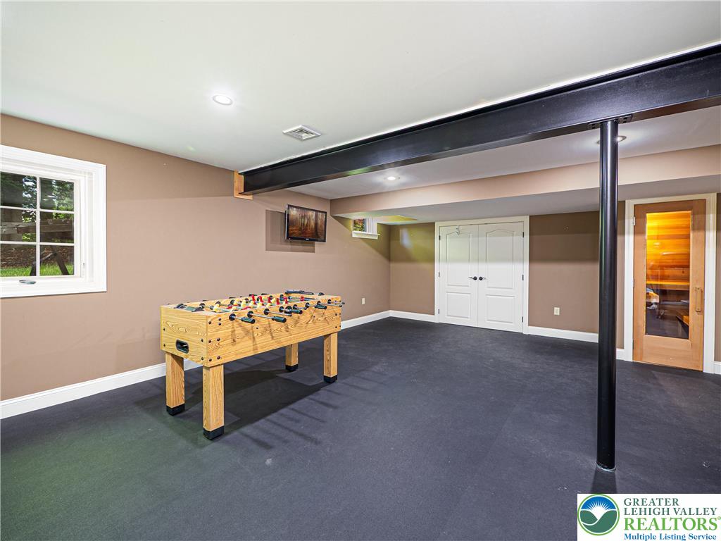 5355 Saucon Ridge Road