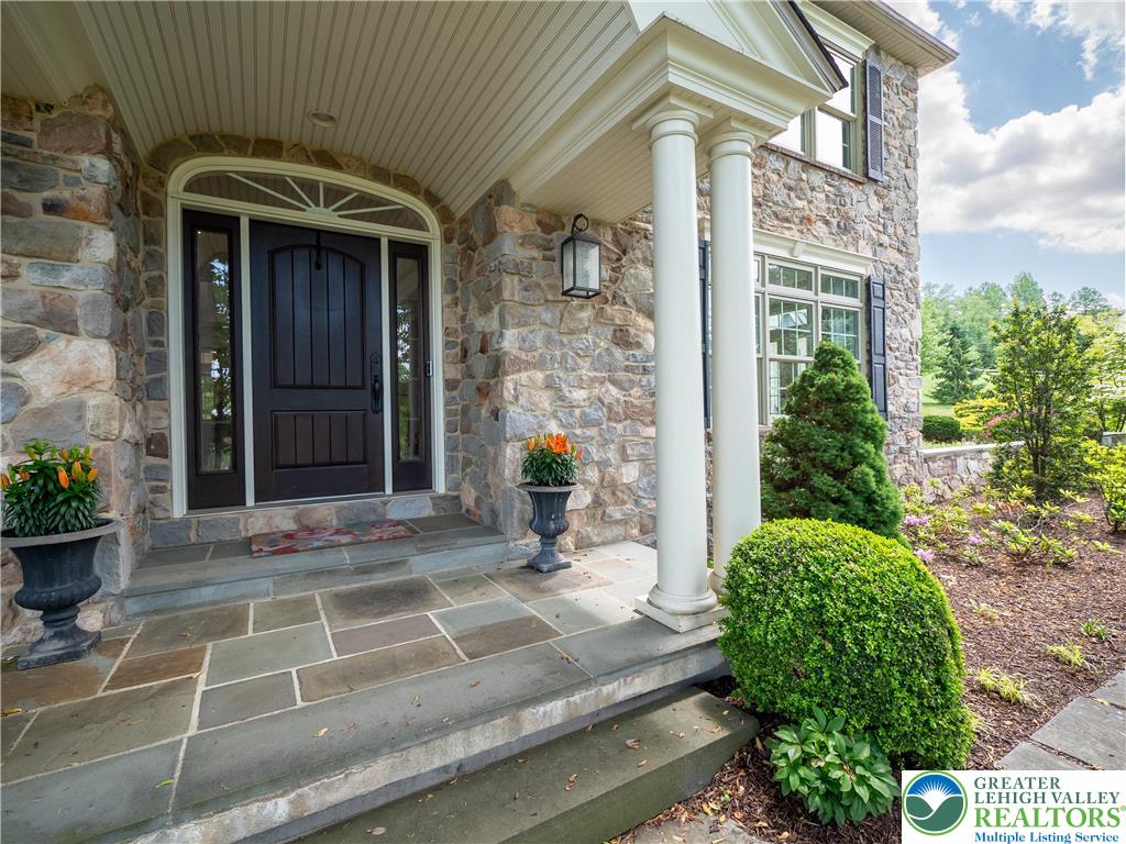 5355 Saucon Ridge Road