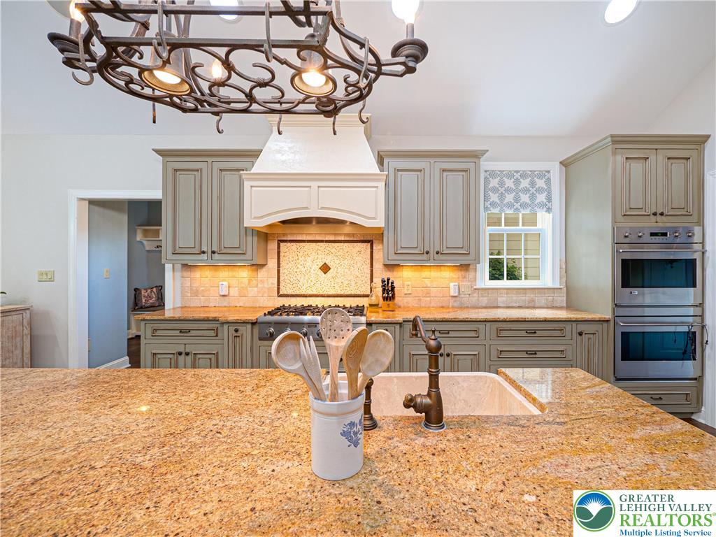 5355 Saucon Ridge Road