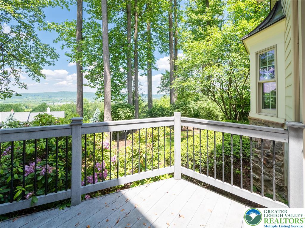 5355 Saucon Ridge Road
