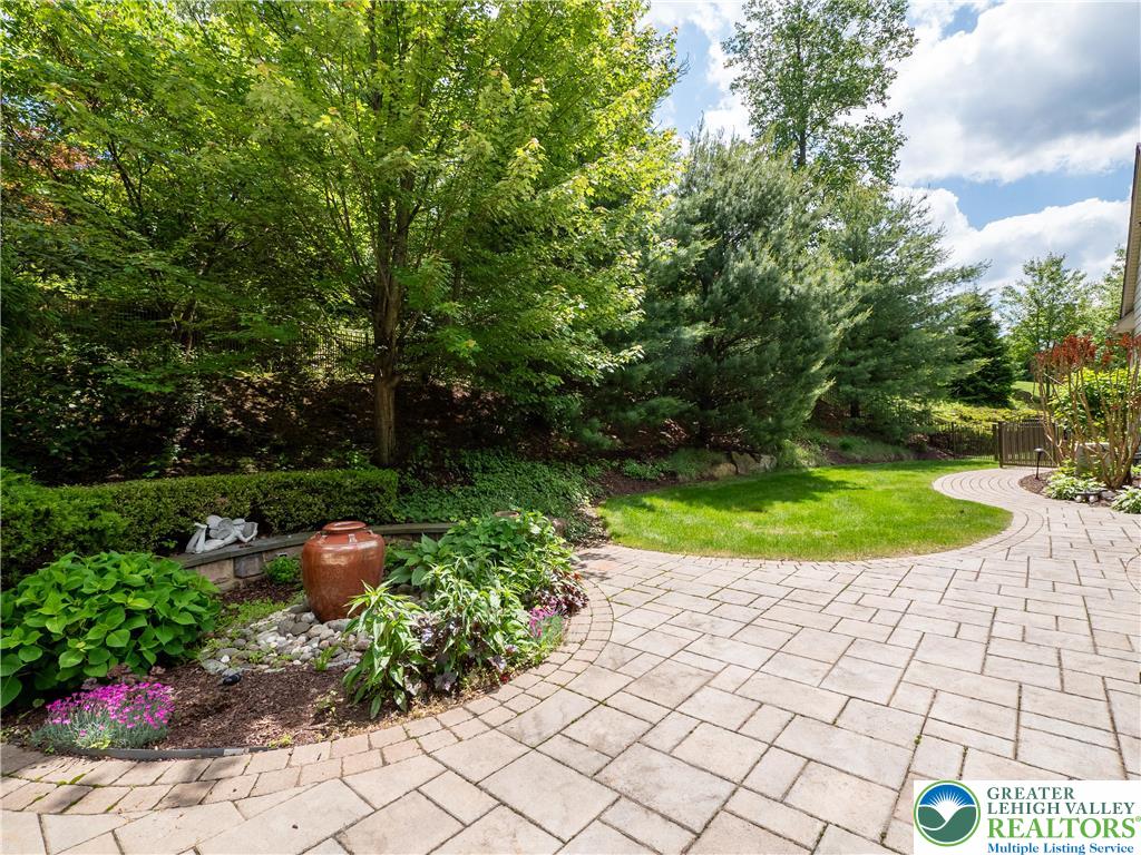 5355 Saucon Ridge Road