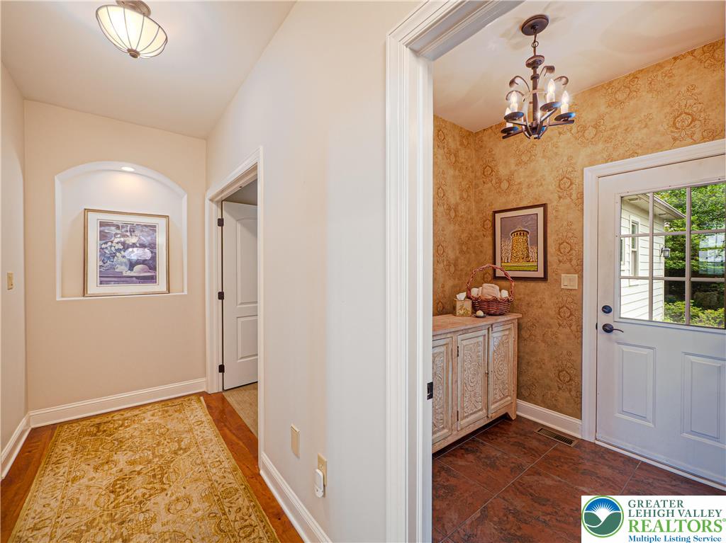 5355 Saucon Ridge Road