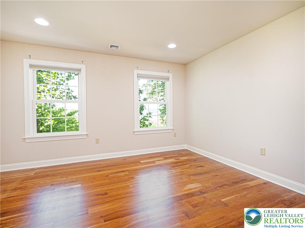 5355 Saucon Ridge Road