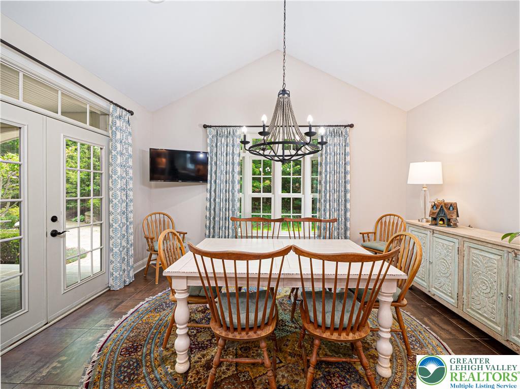 5355 Saucon Ridge Road