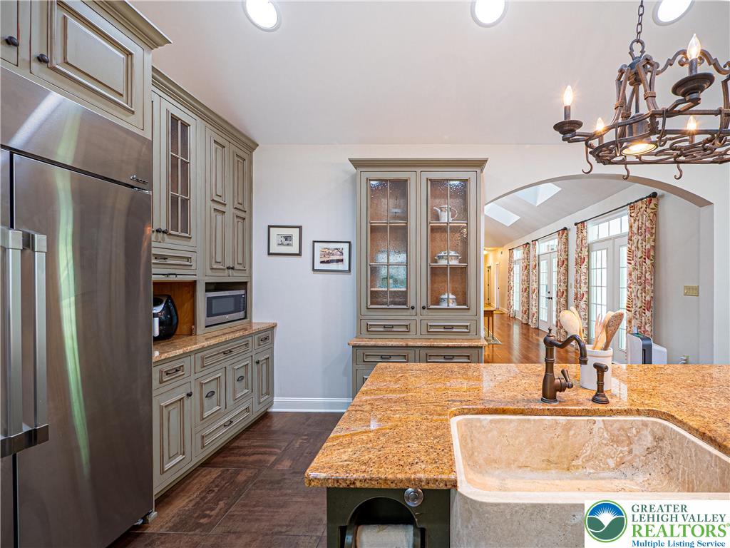 5355 Saucon Ridge Road