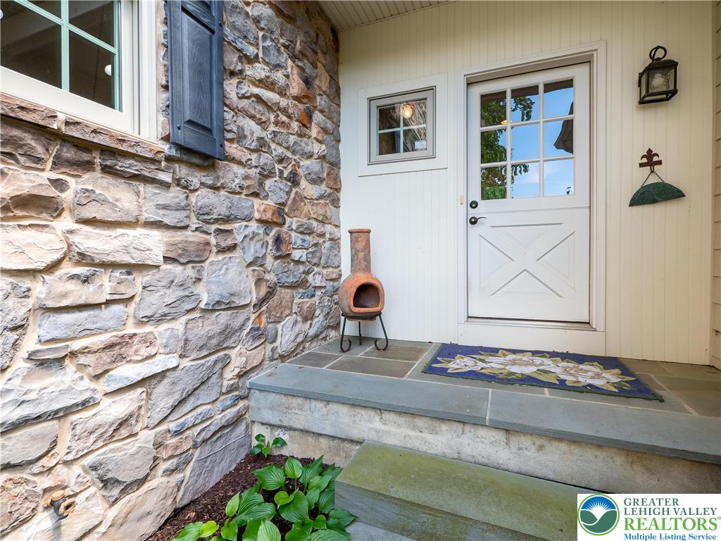 5355 Saucon Ridge Road