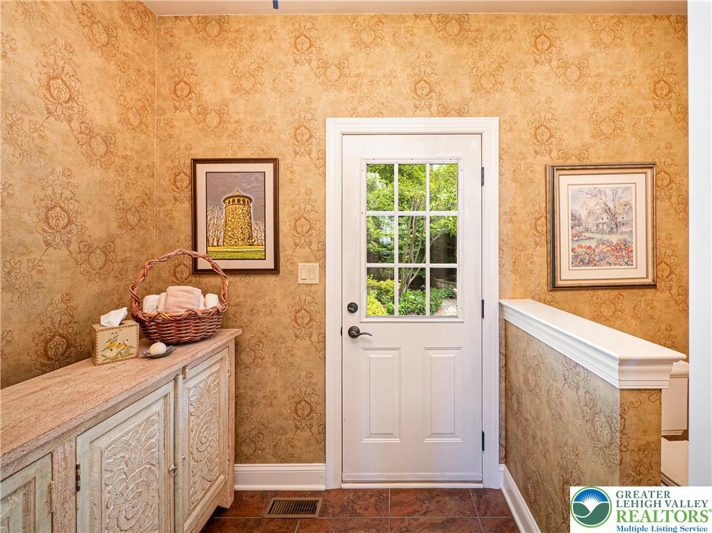 5355 Saucon Ridge Road