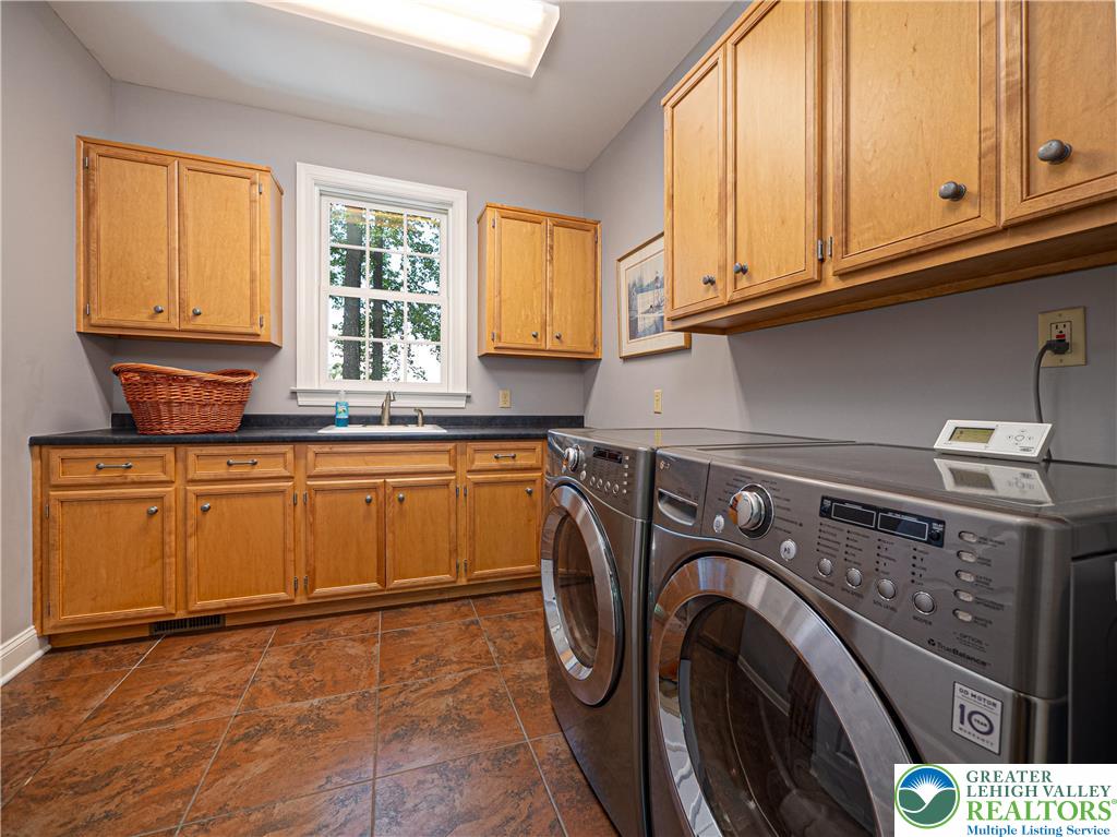 5355 Saucon Ridge Road