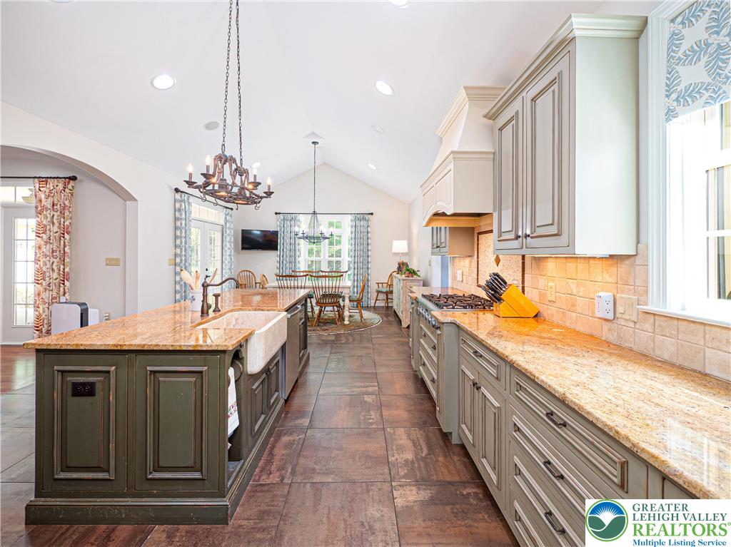 5355 Saucon Ridge Road