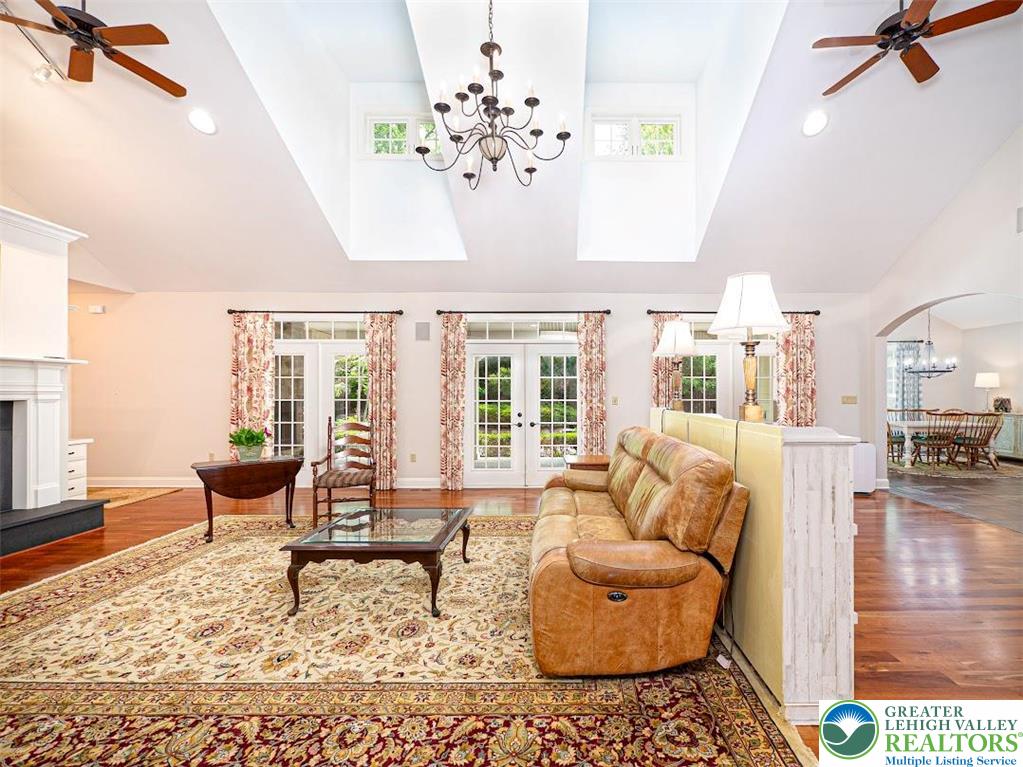 5355 Saucon Ridge Road