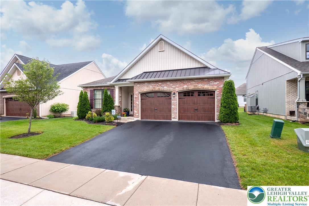 3514 Daylily Drive