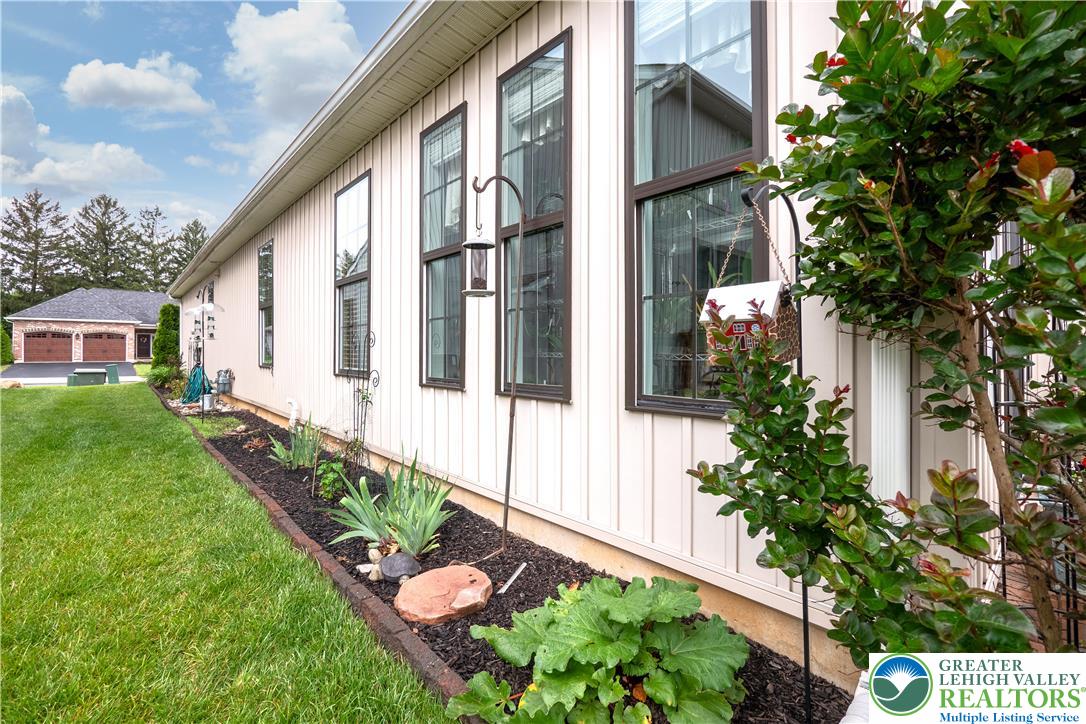 3514 Daylily Drive