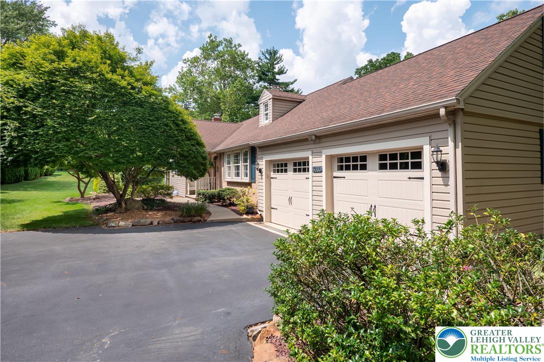 3655 Hickory Hill Road