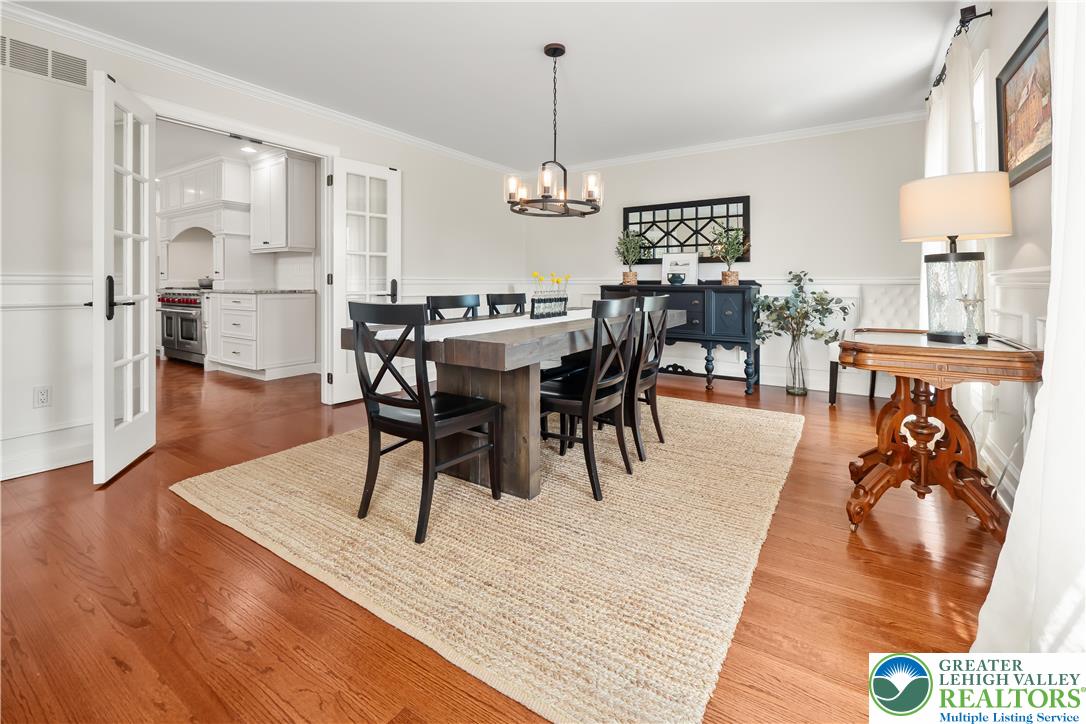1588 Surrey Road
