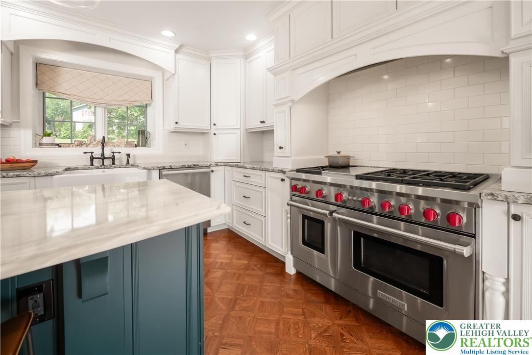1588 Surrey Road